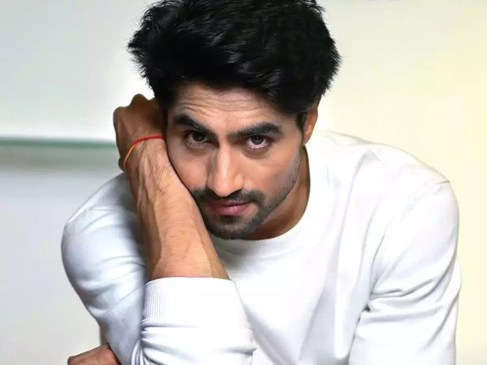 Harshad Chopda Biography