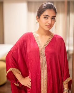 Nazriya Nazim height